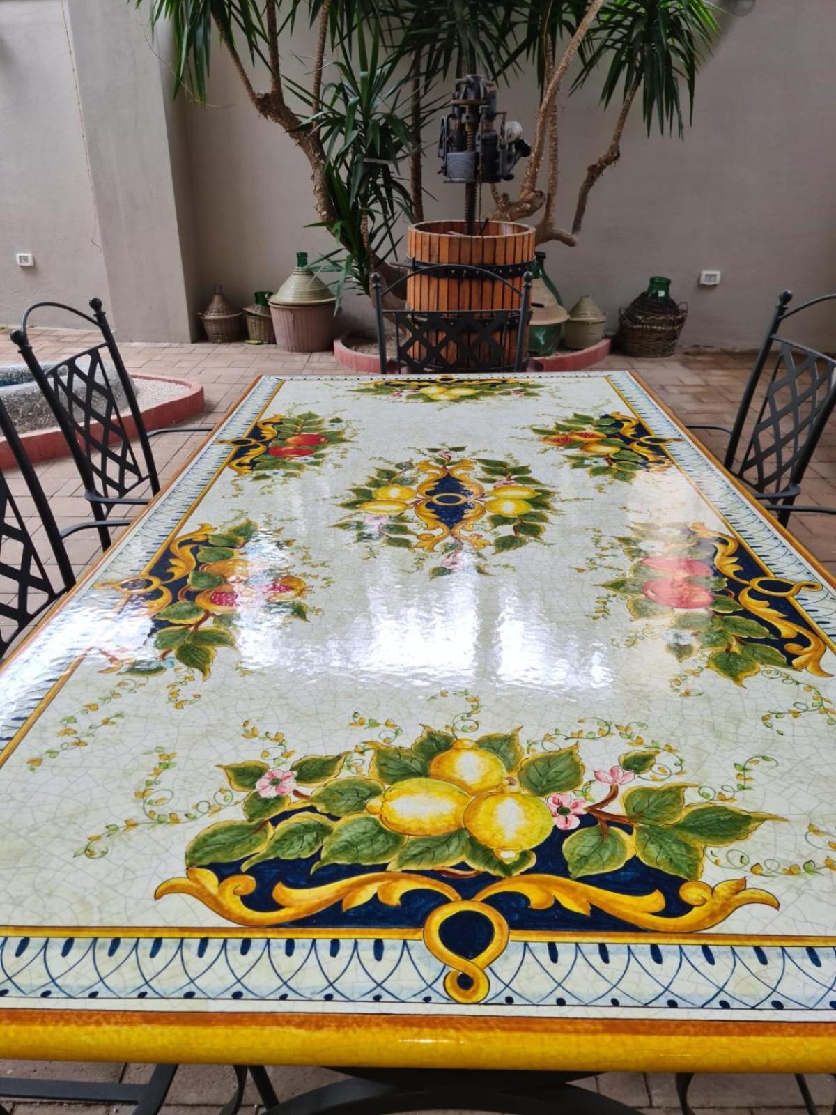 Palazzo Lagioia 2: Prestigioso Miniappartamento Triggiano Exteriör bild